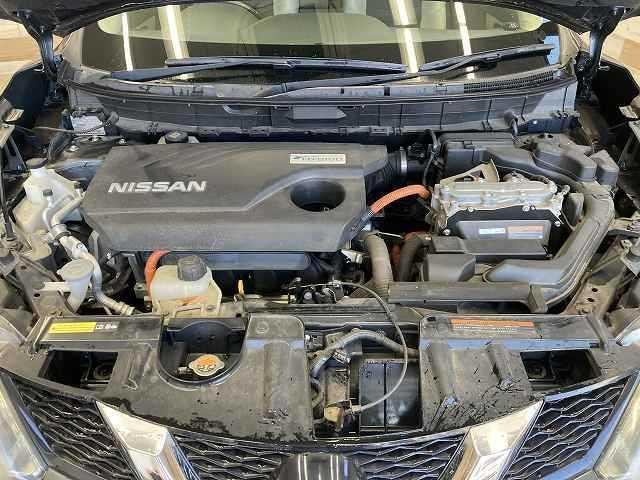 Nissan X-TRAIL 2015 — фото автомобиля 1