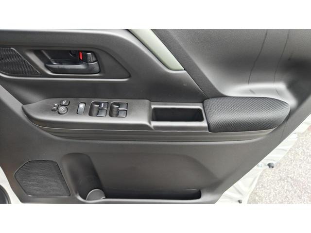 Suzuki SPACIA GEAR 2026 — фото автомобиля 1