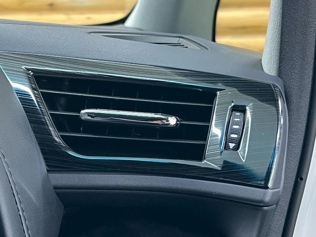 Toyota ALPHARD HYBRID 2021 — фото автомобиля 1