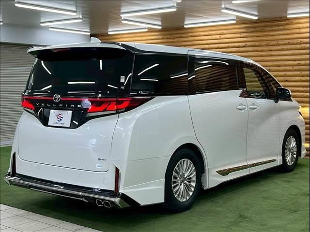 Toyota VELLFIRE HYBRID 2024 — фото автомобиля 1