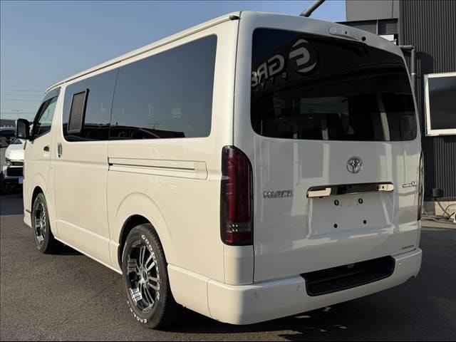 Миниатюра 28