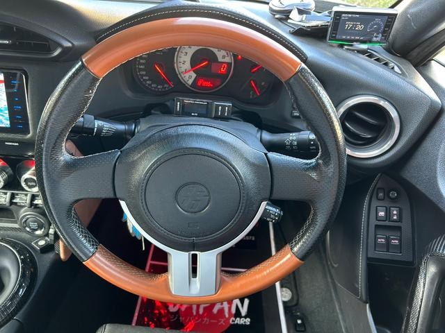Миниатюра 11