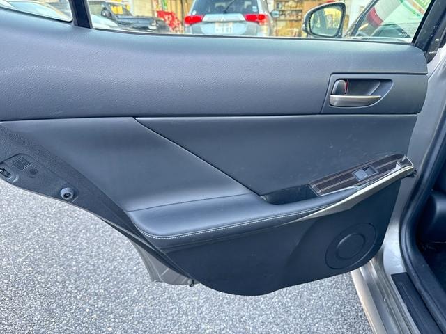 Миниатюра 24