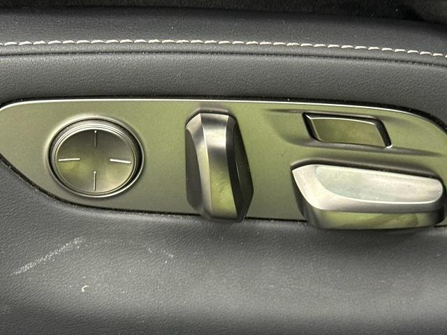 Миниатюра 79