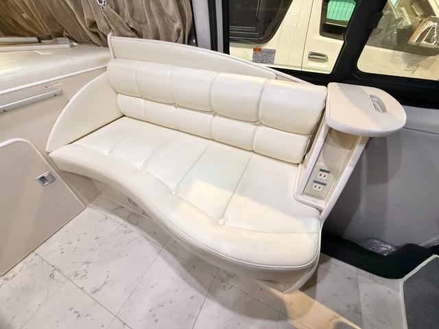 Миниатюра 9