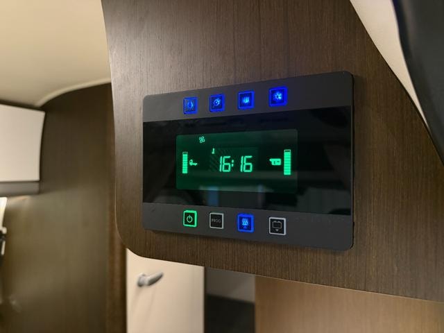 Миниатюра 27