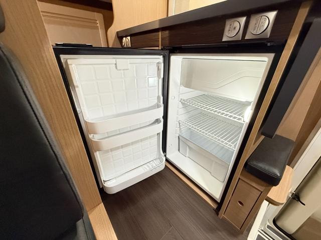 Миниатюра 27