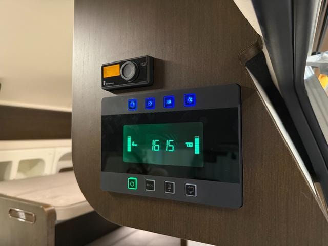 Миниатюра 32