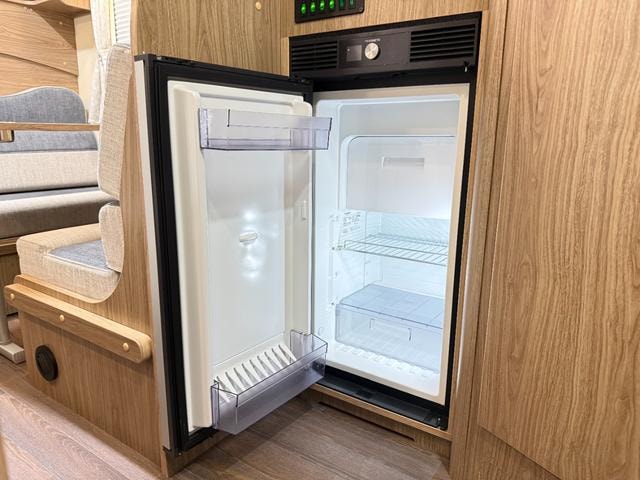 Миниатюра 28