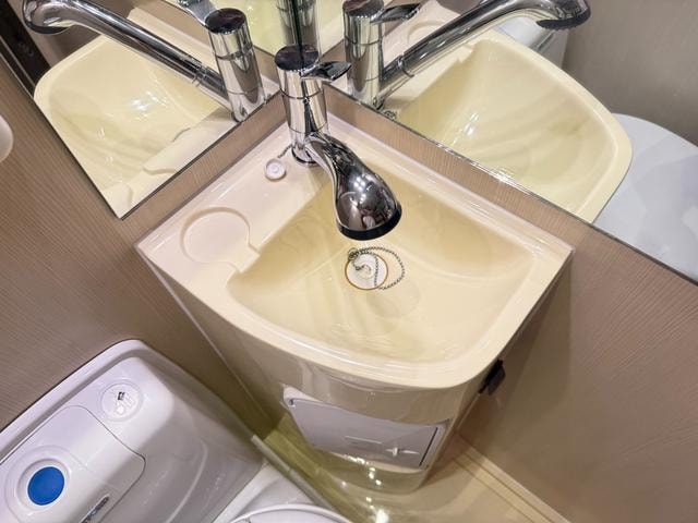Миниатюра 18