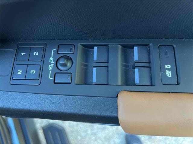 Миниатюра 38