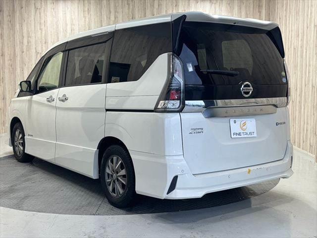 Nissan SERENA 2019 — фото автомобиля 1