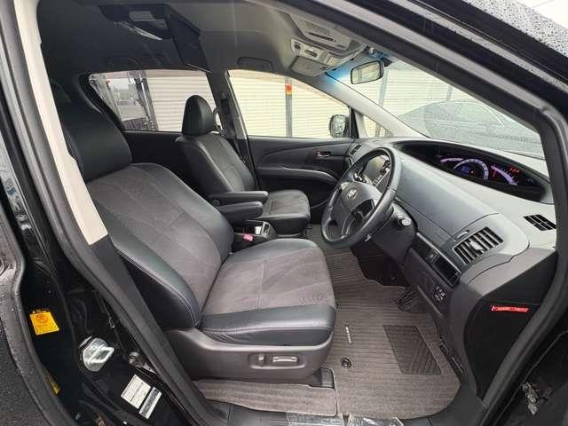 Toyota ESTIMA 2013 — фото автомобиля 1