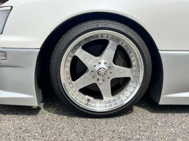 Миниатюра 19