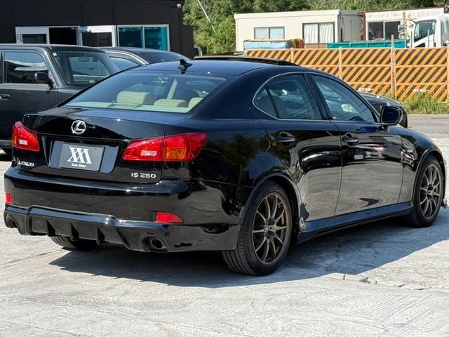 Миниатюра 28