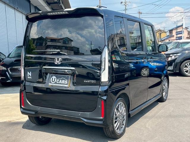 Honda N-BOX CUSTOM 2024 — фото автомобиля 1