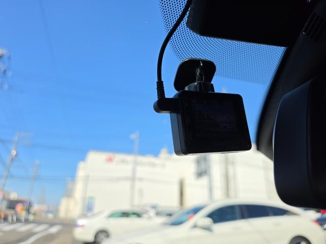 Миниатюра 12