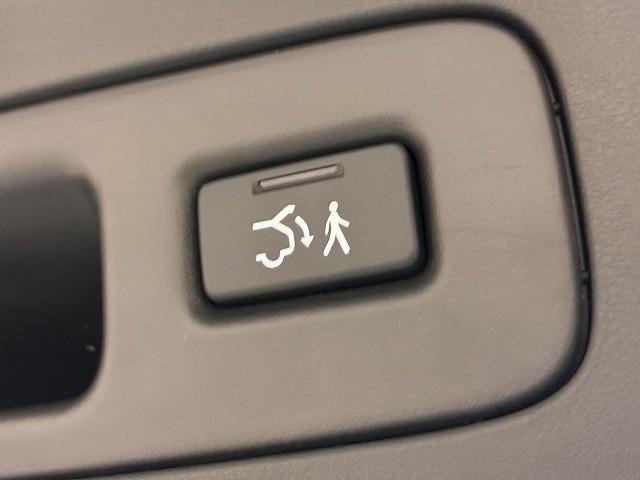 Миниатюра 33