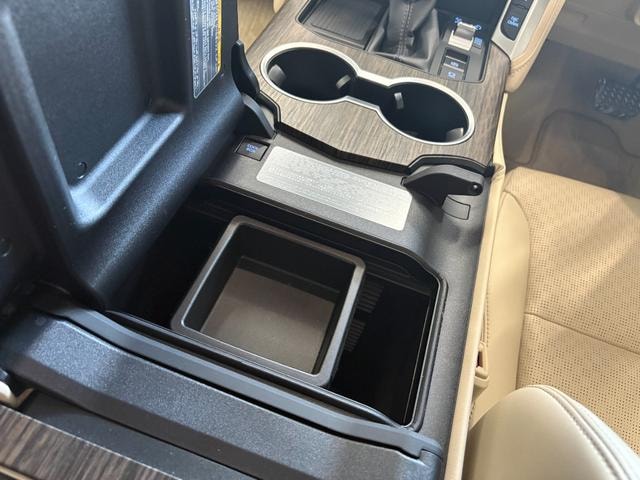 Миниатюра 23