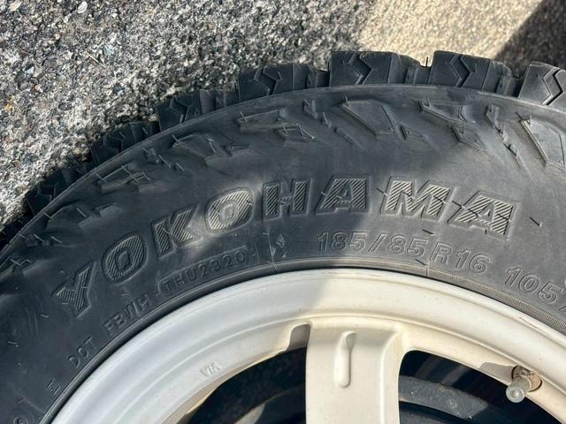 Миниатюра 37