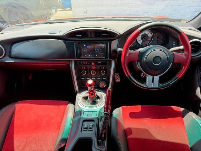 Миниатюра 37