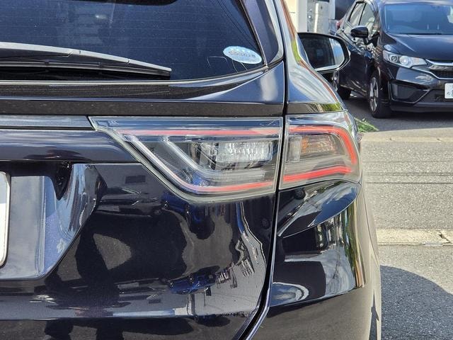 Toyota HARRIER 2015 — фото автомобиля 1