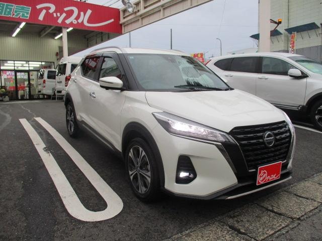 Nissan KICKS 2022 — фото автомобиля 1