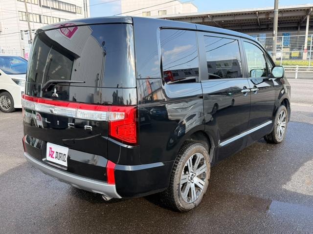 Миниатюра 12