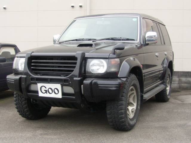 Mitsubishi PAJERO 1997 — фото автомобиля