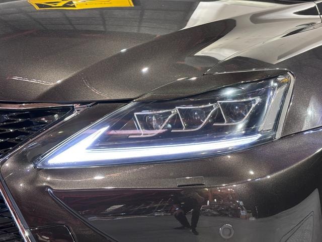 Миниатюра 20