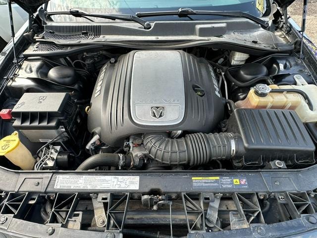 Dodge MAGNUM 2005 — фото автомобиля 1
