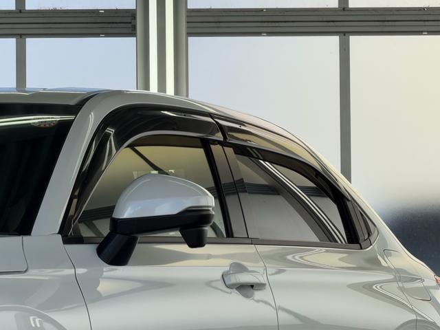 Honda VEZEL 2021 — фото автомобиля 1