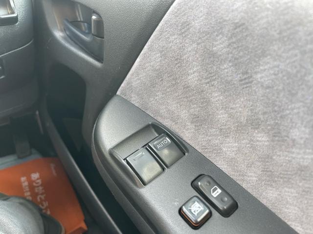 Toyota HIACE VAN 2005 — фото автомобиля 1