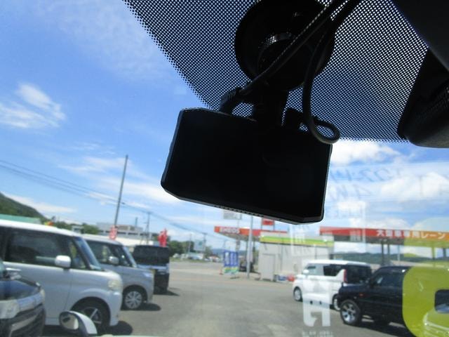 Миниатюра 32