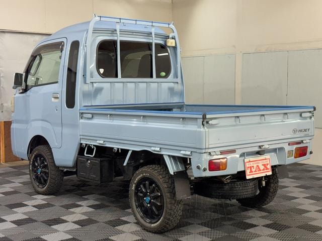 Миниатюра 16