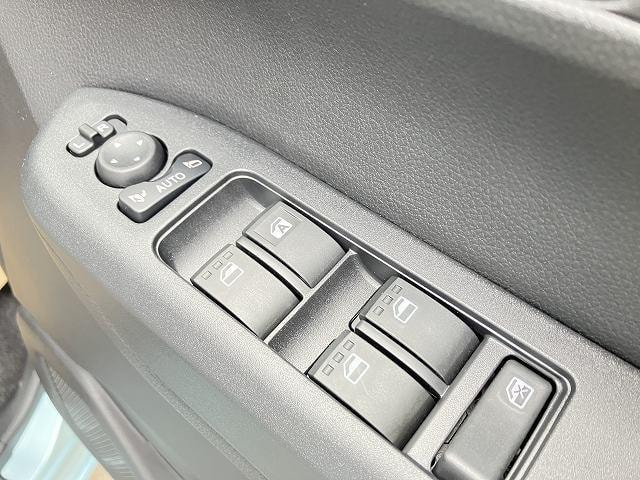 Миниатюра 28