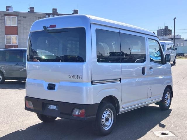 Миниатюра 12