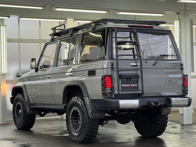 Миниатюра 24