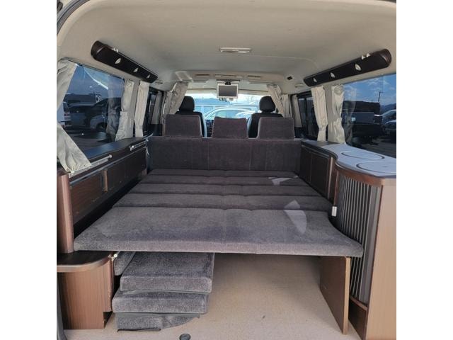 Toyota HIACE VAN 2012 — фото автомобиля 1