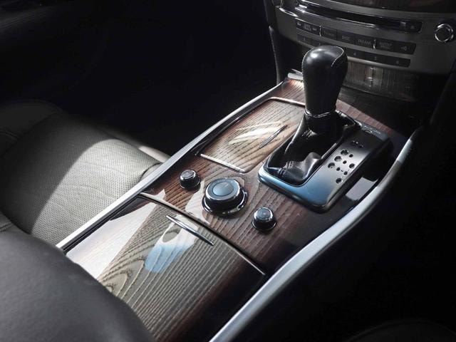 Миниатюра 12