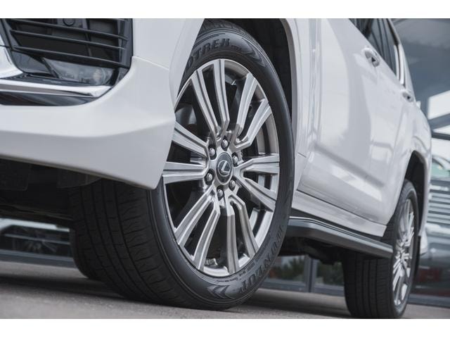 Lexus LX 2022 — фото автомобиля 1