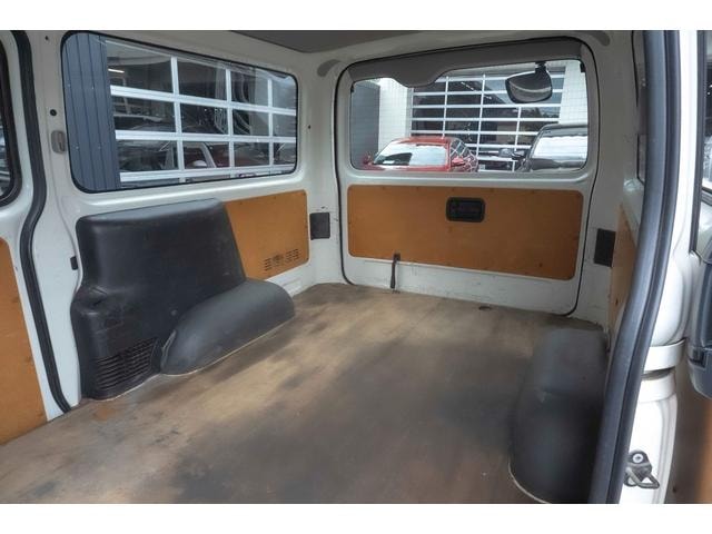 Toyota HIACE VAN 2020 — фото автомобиля 1
