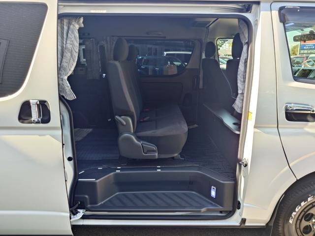 Toyota HIACE VAN 2014 — фото автомобиля 1