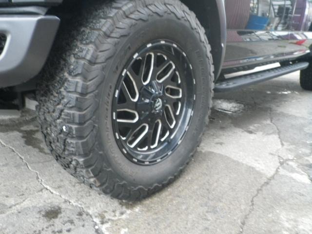 Миниатюра 28
