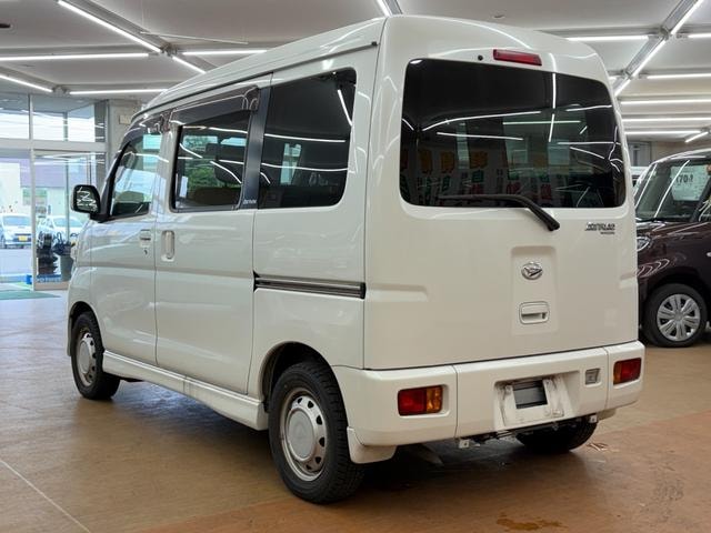 Миниатюра 28