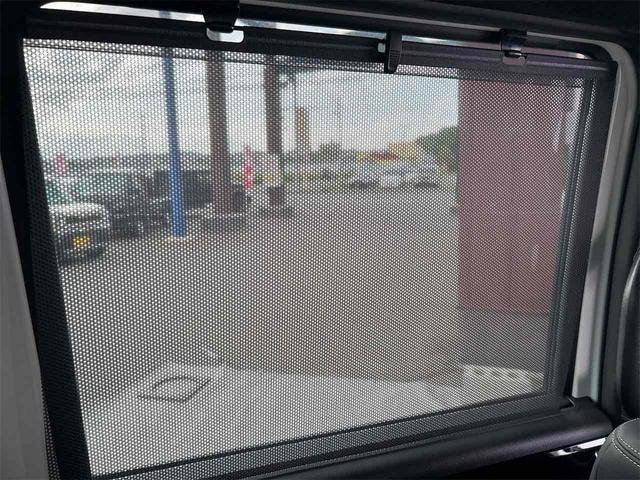 Миниатюра 24