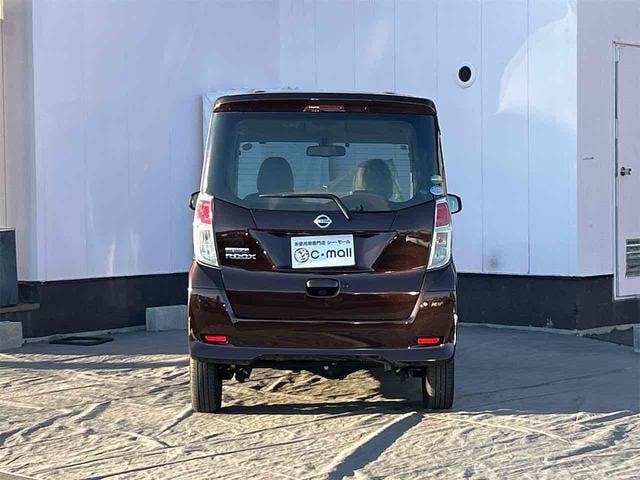 Nissan DAYZ ROOX 2018 — фото автомобиля 1