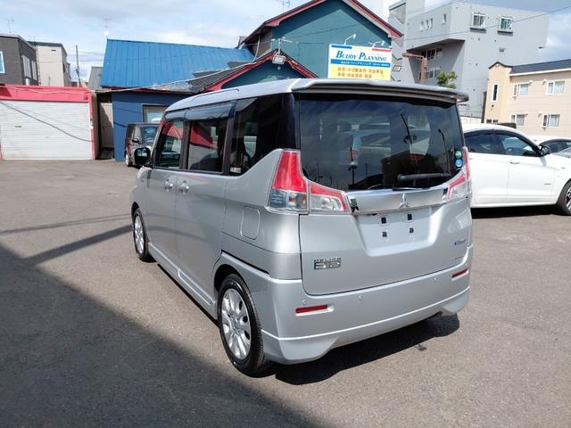 Миниатюра 17