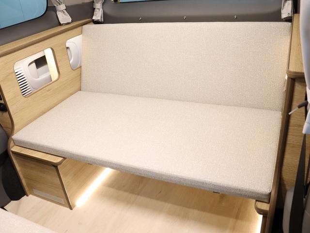 Миниатюра 11