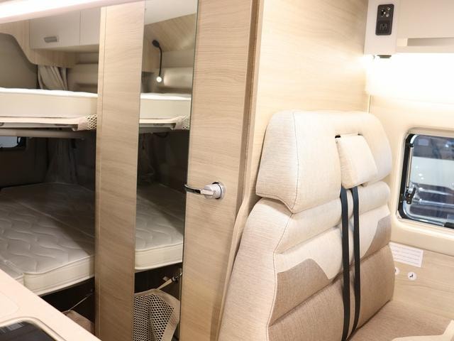 Миниатюра 37